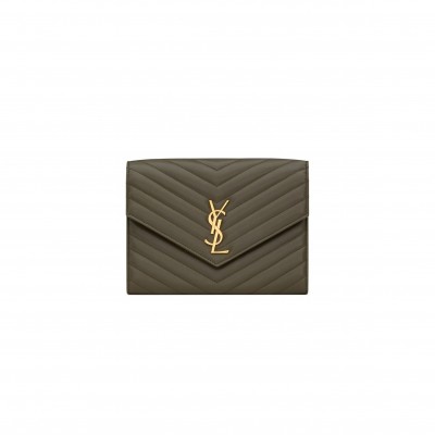 YSL CASSANDRE MATELASSÉ FLAP POUCH IN LAMBSKIN 759533AAA443212 (21*16*3cm)
