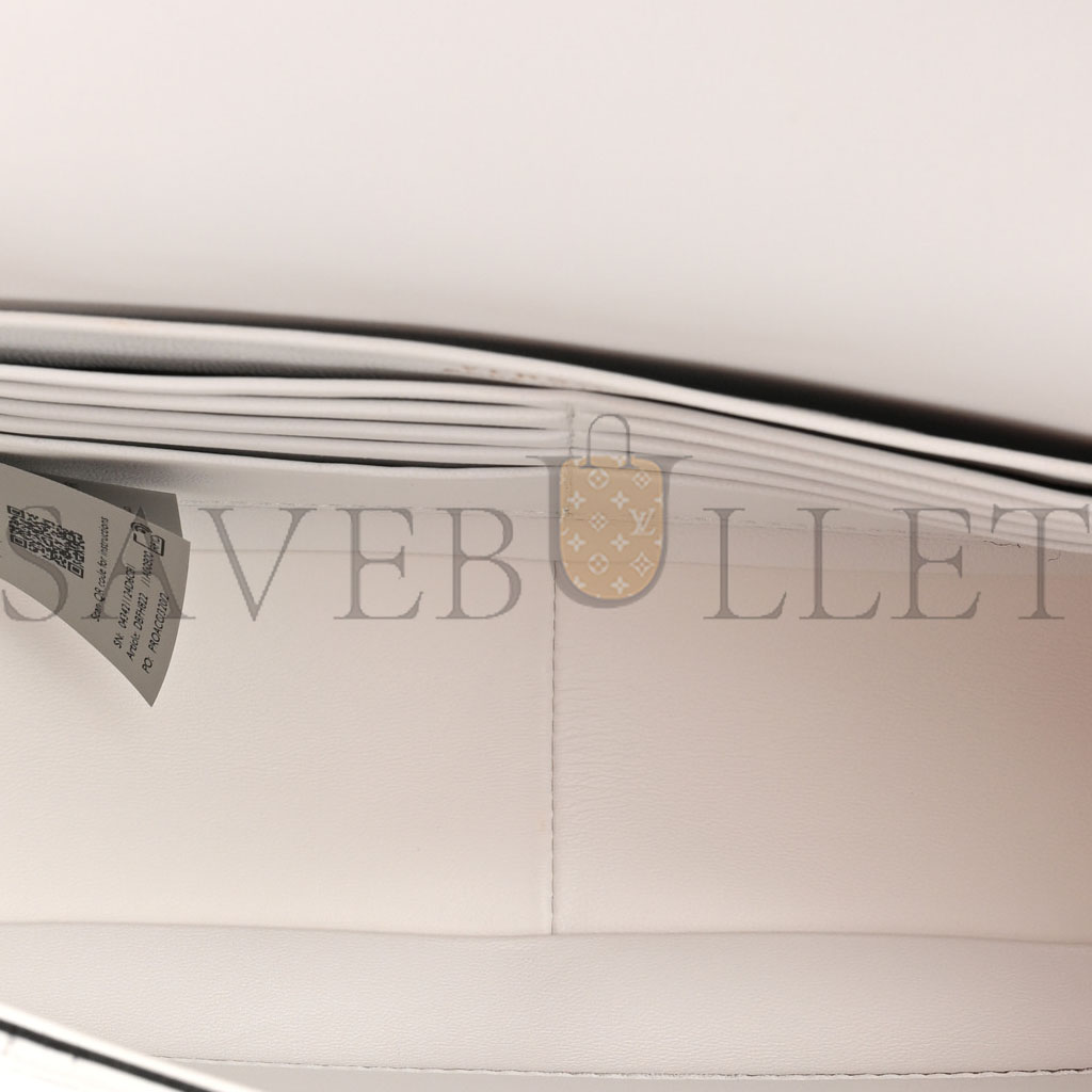 VERSACE NAPPA QUILTED STUDDED VIRTUS SHOULDER BAG WHITE  (25*15*8cm)