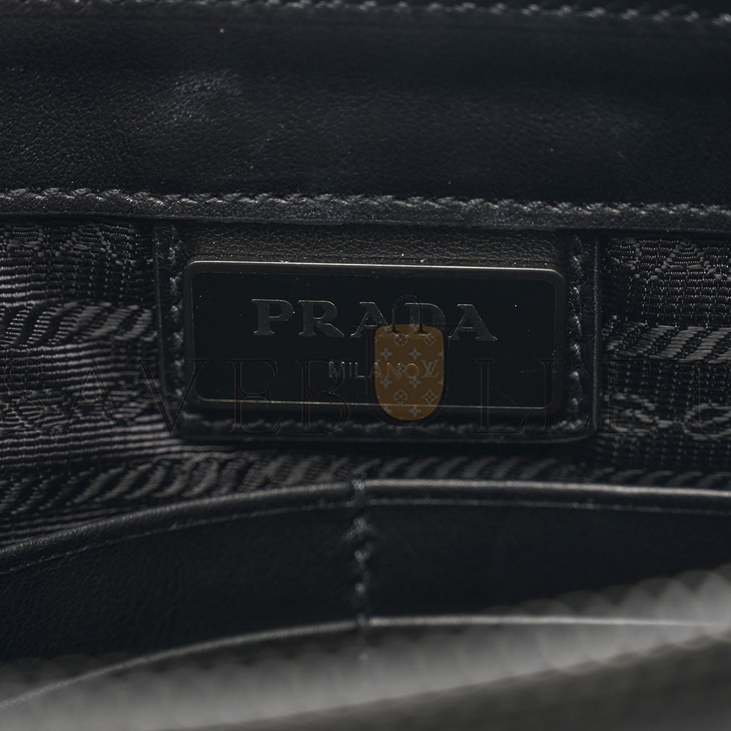 PRADA VITELLO DAINO WRISTLET POUCH BLACK (25*18*5cm) PRADA VITELLO DAINO WRISTLET POUCH BLACK (25*18*5cm)