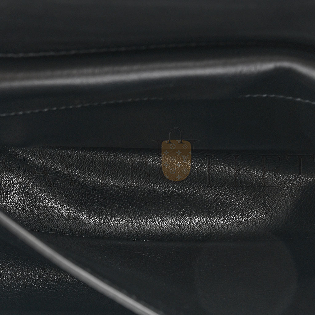 PRADA CITY CALF SAFFIANO CAHIER BAG BLACK (20*14*9cm) PRADA CITY CALF SAFFIANO CAHIER BAG BLACK (20*14*9cm)