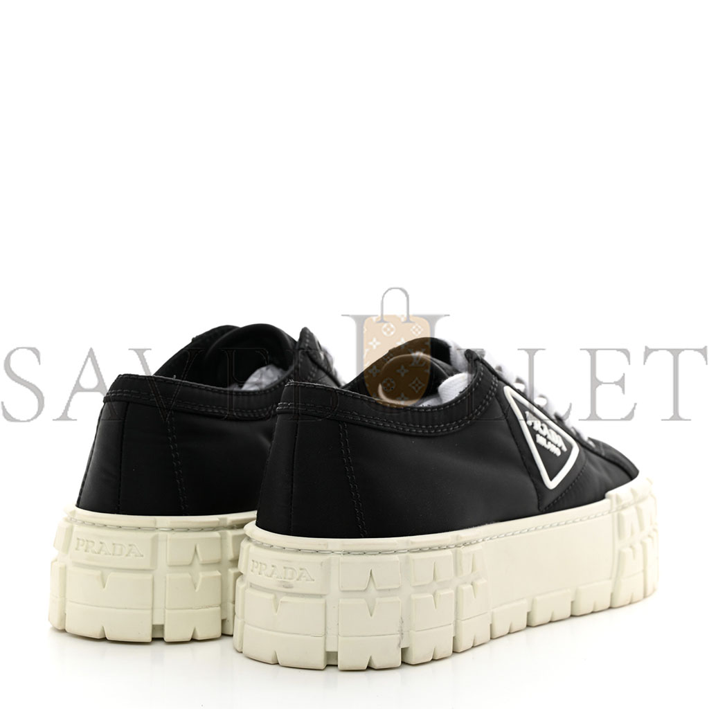 PRADA RE-NYLON GABARDINE TRIANGLE LOGO DOUBLE WHEEL 50MM SNEAKERS 38 BLACK PRADA RE-NYLON GABARDINE TRIANGLE LOGO DOUBLE WHEEL 50MM SNEAKERS 38 BLACK