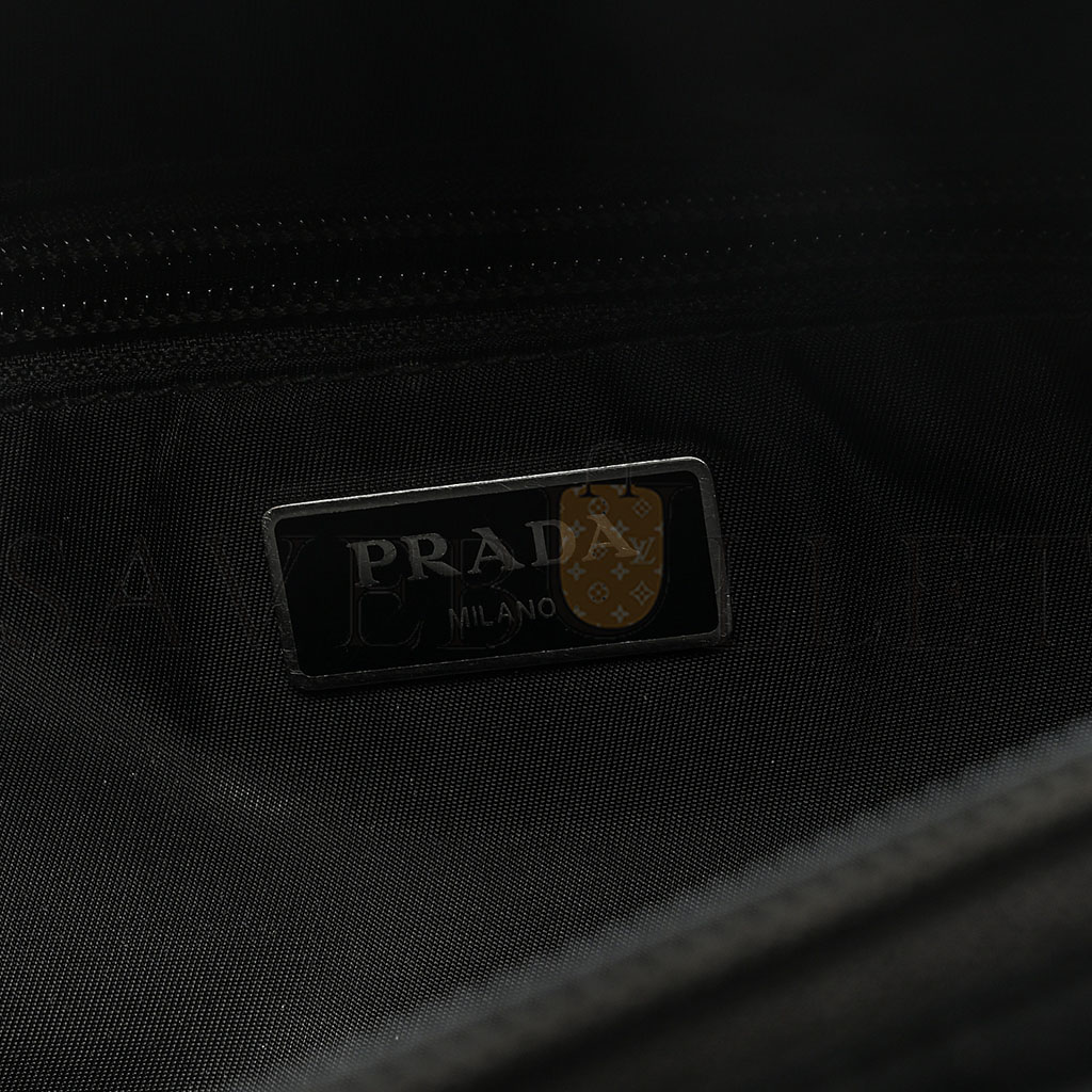 PRADA TESSUTO NYLON MONTAGNA BELT BAG BLACK (33*13*6cm) PRADA TESSUTO NYLON MONTAGNA BELT BAG BLACK (33*13*6cm)