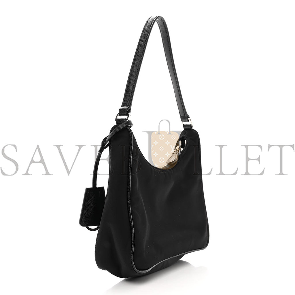 PRADA TESSUTO NYLON SAFFIANO MINI RE-EDITION 2005 BAG BLACK (22*16*6cm) PRADA TESSUTO NYLON SAFFIANO MINI RE-EDITION 2005 BAG BLACK (22*16*6cm)