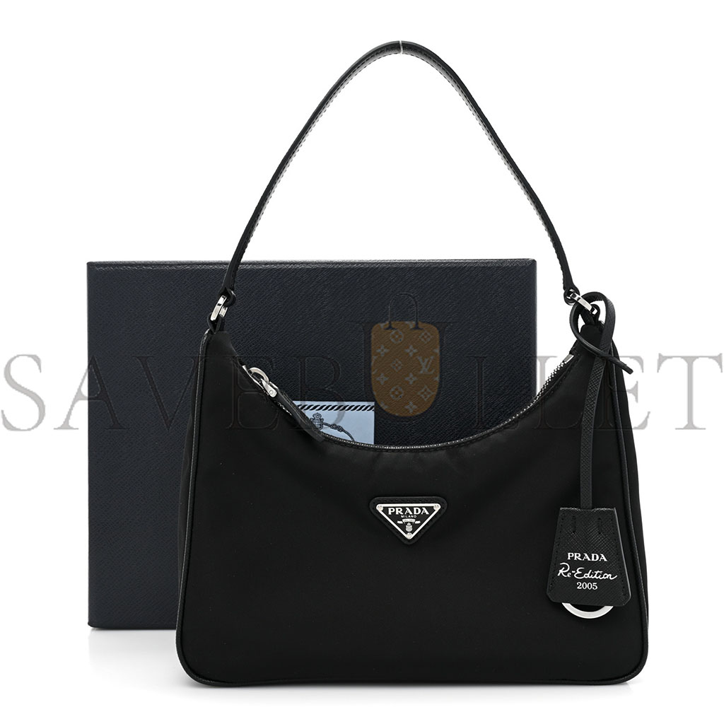 PRADA TESSUTO NYLON SAFFIANO MINI RE-EDITION 2005 BAG BLACK (23*14*8cm) PRADA TESSUTO NYLON SAFFIANO MINI RE-EDITION 2005 BAG BLACK (23*14*8cm)