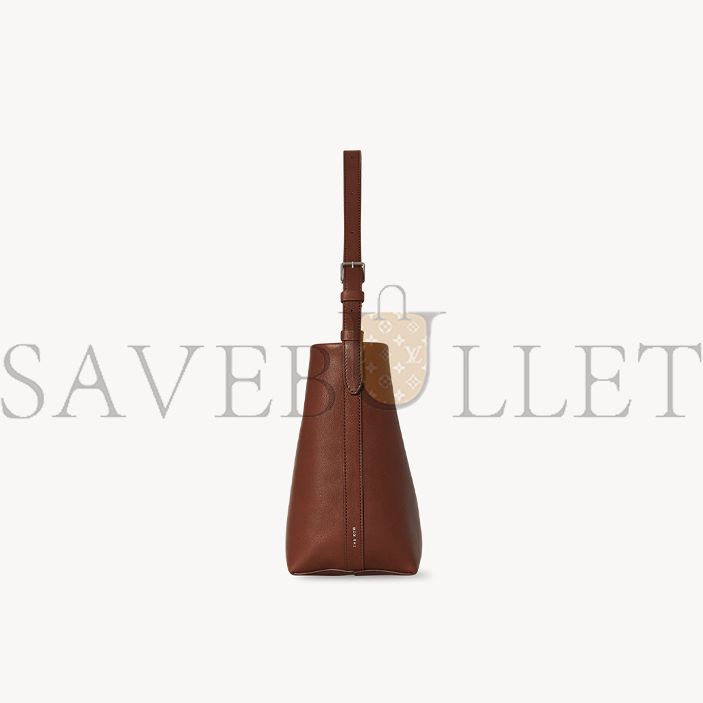 THE ROW SMALL NS BELT BAG IN LEATHER NEW BURGUNDY W1635L72NBAS (25*22*12cm) THE ROW SMALL NS BELT BAG IN LEATHER NEW BURGUNDY W1635L72NBAS (25*22*12cm)